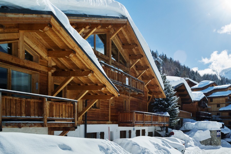 Quelles sont les modalités de réservation d’un forfait de ski pour la Plagne ?
